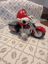 M&M’s Red Character Motorcycle Figurine – Enesco Licensed – Never Displayed – Ce picture
