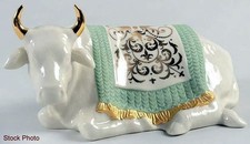 Lenox First Blessing Nativity Lying Down Ox # 760385 – Rare/Retired - New picture
