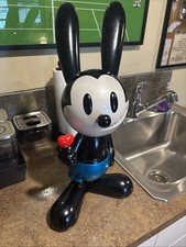 Oswald Disney The Lucky Rabbit figurine by VERY GOOD TOYS Very Rare picture