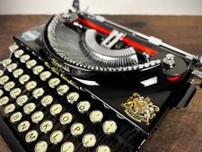 Refurbished 1930s Imperial 'Good Companion' Portable Typewriter, Case with Key picture