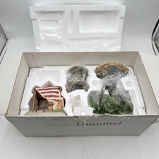 Studio hummel 33527  Oasis, Well , And Tent With Box picture