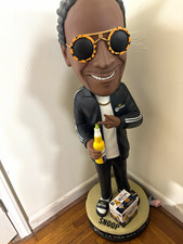Snoop Dogg Corona Bobblehead 43-inch Black Jacket Beer Display Rare picture