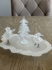 Vintage 2002 Avon Holiday Skating Pond Scene in Original box Christmas Figurine picture