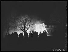 Photo:Milford Delaware 1941 Farmhouse Burning Along U.S. Highway 113 picture