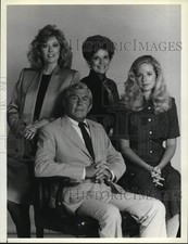 1987 Press Photo The starring cast of