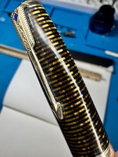 Vintage Parker Vacumatic Golden Pearl - restored and tested - 14k gold nib picture