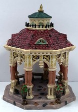 Vintage Lemax Village Collection Gilded Gazebo #53532 Excellent Condition 2005 picture