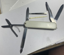 Vintage Victorinox Victoria Executive Swiss Army Knife W1 picture