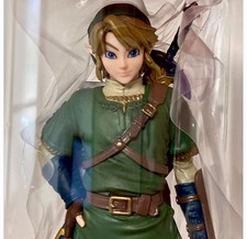 Nintendo TOKYO Exclusive Legend of Zelda Link Statue Figure Official Japan NEW picture
