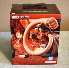 Bandai One Piece Ichibansho Monkey D. Luffy + Exclusive Trading Card OP13-001 picture