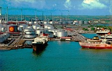 Vintage Giant Shell Refinery Curaçao Netherlands Antilles Postcard picture