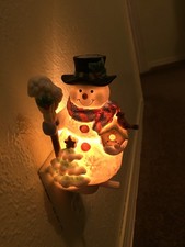 Snowman Night Light/Diffuser Cosmos Gifts w/Box Twist On/Off Switch picture