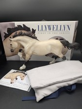 Breyer Horse Premier Club #10145 Llywellyn Buckskin Cantering Welsh Cob Complete picture