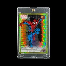 SPIDER-MAN YELLOW REFRACTOR PRIZM HOLO CARD 2023 Upper Deck Platinum - Marvel picture