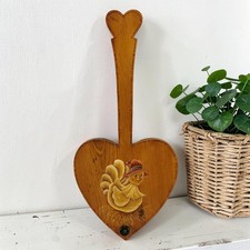 VTG Hand Painted Wood Heart Wall Hanging Hook Chicken Hen On Nest 12