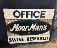 ANTIQUE ORIGINAL MOORMAN's FEED & SEED SWINE RESEARCH OFFICE SIGN QUINCY ILL. picture