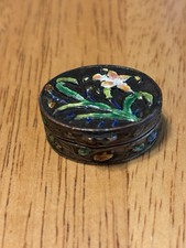 ANTIQUE MINIATURE ENAMELED PILL/TRINKET BOX picture