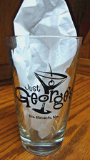 Just George's/Captain George Seafood Restaurant Barware Beer Glass-Va Beach   R5 picture
