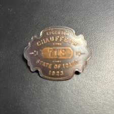 Very scarce 1923 Idaho Chauffeur Badge #718 w/Orig Pin Intact picture