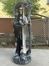 Santa Muerte Blanco/Negra Nueva, Casi 3 Pies De Alto picture