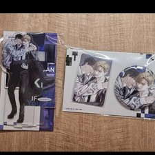 2Pcs Manhwa Kiss Me If You Can 키스미이프유캔 Acrylic Stand Figure Tinplate Badge picture