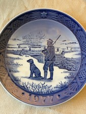 Royal Copenhagen, 1977 Hunter With Dog  Immervad Bridge Collector 7 In Plate ￼￼ picture