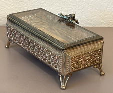 VTG ELEGANT GOLD TONE FILIGREE JEWELRY CASKET FOOTED BOX CUT GLASS TOP  8.5
