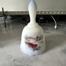 Fenton 1981 Uranium Christmas Bell “Cardinal In The Churchyard”. picture