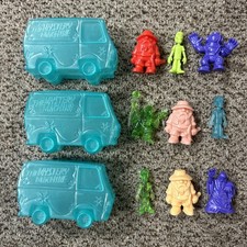 Scooby Doo Tiny Mights Lot Of 9 Mini Figures Mystery Machine Case Shaggy picture