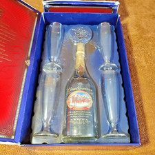 NIB BUDWEISER MILLENNIUM Limited Edition Set Bottle & Four Glasses Original Box picture