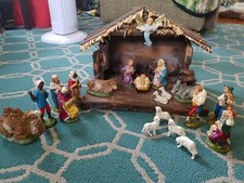 Vtg 20 Piece Italy Nativity Set W/ Collapsible Manger Very Nice picture