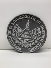 Vintage Republica De El Salvador Coat Of Arms Cast Metal Plaque  picture