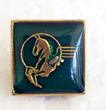 Vintage Newmans Coach Lines Pegasus Gold Tone Lapel Tie Pin 1/2