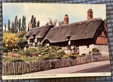 Vintage Continental Postcard - Stratford-Upon-Avon, Anne Hathaway's Cottage picture