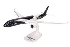 Herpa 614924 Lufthansa Airbus A350-900 100 Yrs D-AIXL Desk Model 1/200 Airplane picture