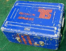VTG LRG US NAVY HALLIBURTON VIETNAM / COLD WAR ERA EQUIP CARRYING CASE 120H-4 picture