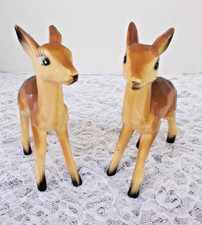 A pair of vintage fawns/deer that are identical with no markings. picture