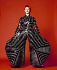 David Bowie With Red Hair  8x10 Color Glossy  photo  celebrity  39353 picture
