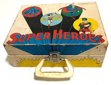 SUPER HEROES 1978 DC Comics SP-14 Carry Portable Record Player Tested & Works picture