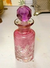 Vintage Pink Cut Glass Perfume Bottle Purple Faceted Stopper Decorative Vanity  picture