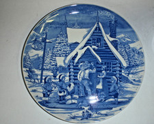 Spode Blue & White Christmas  2005 “Santa‘s Big Day: Early Morning Start Plate