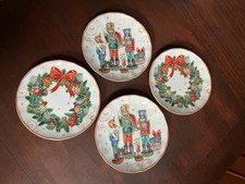 William Sonoma T’was The Night Before Christmas Wreath Nutcracker Salad Set picture