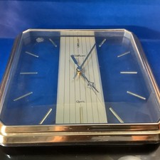 Vintage Waltham Quartz Gold Tone Clear Hour Strike Wall Clock - Tested picture