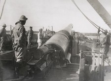Italy WW1 Soldiers Large Artillery Gun Ship Deck Vtg. Photo Early picture