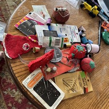 Set of Assorted Vintage Sewing Accessories Pin Cushions Sewing Needles Ect picture
