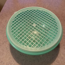 Vintage Tupperware Green Footed Colander Strainer Star Pattern 339 w/Lid picture