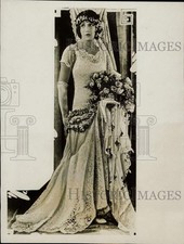 1924 Press Photo Estelle Taylor, Actress and Wife of Jack Dempsey - kfz06456 picture