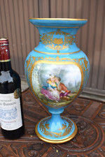 Antique Sevres style porcelain hand paint romantic butterfly decor Vase picture