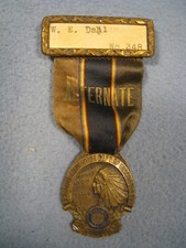 Vintage  1937 13th Annual Convention Dept. of Wisconsin Annual Convention Medal picture