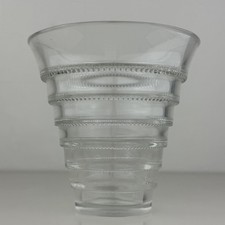 René Lalique “Meudon” Art Deco Vase – France c.1933, Signed R. Lalique picture